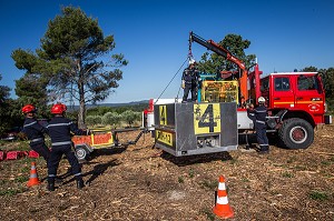 SAPEURS POMPIERS, DETACHEMENT D'INTERVENTIONS HELIPORTES FEU DE FORET 