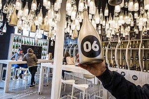 LE CHAMPAGNE, REIMS, (51) MARNE, REGION GRAND EST, FRANCE 