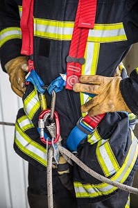 FORMATION SAPEURS POMPIERS VOLONTAIRES 