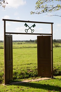 LA CLE DES CHAMPS, NORMANDIE, FRANCE 