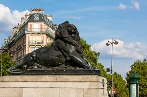 REPLIQUE DU LION DE BELFORT, PLACE DENFERT ROCHEREAU, PARIS, 14EME ARRONDISSEMENT, FRANCE, EUROPE 