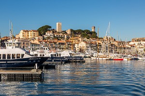 COLLINE DU SUQUET ET PORT DE CANNES, (06) ALPES MARITIMES, REGION SUD 