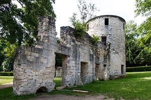 ABBAYE SAINT PIERRE DU FOSSE, SAINT MAUR DES FOSSES (94), FRANCE, EUROPE 