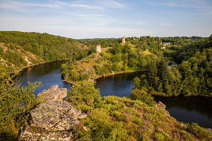 PANORAMA ROCHER DE LA FILEUSE, CROZANT, (23) CREUSE, NOUVELLE AQUITAINE, FRANCE 