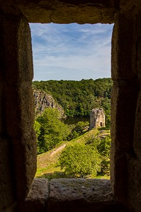 CHATEAU FORTERESSE MEDIEVALE DE CROZANT, (23) CREUSE, NOUVELLE AQUITAINE, FRANCE 