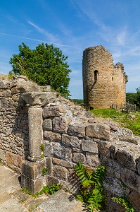 CHATEAU FORTERESSE MEDIEVALE DE CROZANT, (23) CREUSE, LIMOUSIN, NOUVELLE AQUITAINE, FRANCE 