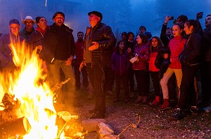 TROUBADE, RENCONTRE, SOIREE DE CHANTS CATALAN, REFUGE DES CORTALETS SUR LES CONTREFORTS DU PIC DU CANIGOU 