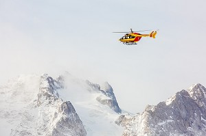 HELICOPTERE DE LA SECURITE CIVILE, EC145, EXERCICE NATIONAL SAPEURS-POMPIERS DE SECOURS EN AVALANCHE, COL DU LAUTARET, HAUTES ALPES (05) 