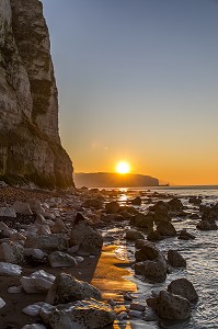 COUCHER DE SOLEIL SUR LES FALAISES DE MERS LES BAINS, SOMME, PICARDIE, HAUT DE FRANCE ET DU TREPORT 