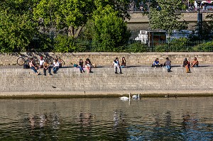 QUAIS DE SEINE, DECONFINEMENT, (75) PARIS, ILE DE FRANCE, FRANCE 