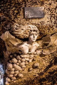 CAVES BAILLY LAPIERRE, ANCIENNES CARRIERES DE PIERRE QUI ABRITENT AUJOURD’HUI UNE PRODUCTION DE CREMANT DE BOURGOGNE, BERCEAU DE L’AOC EN 1975, SAINT BRIS LE VINEUX, YONNE, BOURGOGNE, FRANCE 