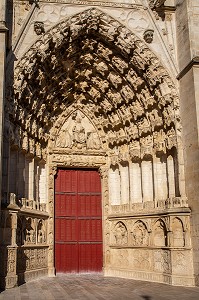 CATHEDRALE SAINT-ETIENNE, AUXERRE, YONNE, BOURGOGNE, FRANCE 