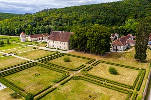 ABBAYE DE REIGNY, ANCIENNE ABBAYE CISTERCIENNE, VERMENTON, YONNE, BOURGOGNE, FRANCE 