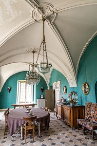 CHAMBRE D'HOTES, ABBAYE DE REIGNY, ANCIENNE ABBAYE CISTERCIENNE, VERMENTON, YONNE, BOURGOGNE, FRANCE 