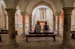 CRYPTE, BASILIQUE SAINTE MARIE MADELEINE, VEZELAY, YONNE, BOURGOGNE, FRANCE 