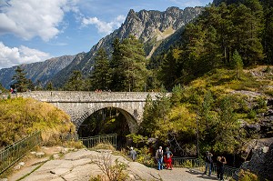 PONT D'ESPAGNE, CAUTERETS, HAUTES PYRENEES, MIDI PYRENEES, OCCITANIE, FRANCE 