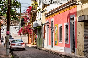 MAISON COLOREE, QUARTIER COLONIAL, CLASSE AU PATRIMOINE MONDIAL DE L'UNESCO, SAINT DOMINGUE, SANTO DOMINGO, REPUBLIQUE DOMINICAINE 