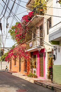 MAISON COLOREE, QUARTIER COLONIAL, CLASSE AU PATRIMOINE MONDIAL DE L'UNESCO, SAINT DOMINGUE, SANTO DOMINGO, REPUBLIQUE DOMINICAINE 