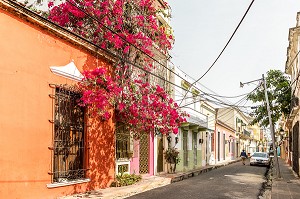 MAISON COLOREE, QUARTIER COLONIAL, CLASSE AU PATRIMOINE MONDIAL DE L'UNESCO, SAINT DOMINGUE, SANTO DOMINGO, REPUBLIQUE DOMINICAINE 