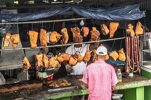 MARCHAND DE PORC SECHE, CONCEPCION DE LA VEGA, REPUBLIQUE DOMINICAINE 