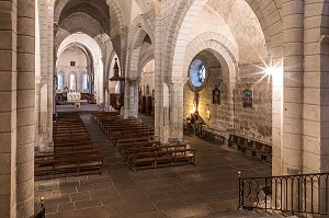 COLLEGIALE NOTRE DAME, HERMENT, (63) PUY DE DOME, AUVERGNE 