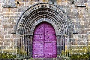 COLLEGIALE NOTRE DAME, HERMENT, (63) PUY DE DOME, AUVERGNE 