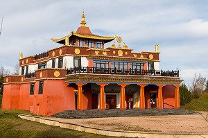 MONASTERE, TEMPLE BOUDDHISTE DU BOST, LE BOST, BIOLLET, (63) PUY DE DOME, AUVERGNE 