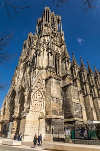 CATHEDRALE NOTRE DAME DE REIMS, INSCRITE AU PATRIMOINE MONDIAL DE L'UNESCO DEPUIS DECEMBRE 1991. C'EST LA CATHEDRALE DES SACRES DES ROIS DE FRANCE DEPUIS CLOVIS AU VE SIECLE MARNE, REGION GRAND EST, FRANCE 