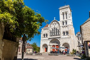 BASILIQUE SAINTE MARIE MADELEINE, VEZELAY, (89) YONNE, BOURGOGNE, FRANCE 