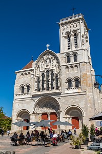 BASILIQUE SAINTE MARIE MADELEINE, VEZELAY, (89) YONNE, BOURGOGNE, FRANCE 