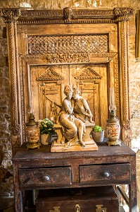 BOUTIQUE D'ANTIQUITE BROCANTE, MES DECOUVERTES, VEZELAY, VILLAGE ET COLLINE ETERNELLE DE VEZELAY, VEZELAY, (89) YONNE, BOURGOGNE, FRANCE 