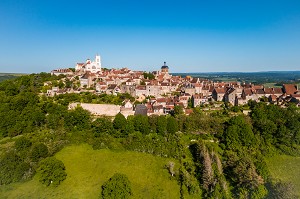 VILLAGE ET COLLINE ETERNELLE DE VEZELAY, (89) YONNE, BOURGOGNE, FRANCE 