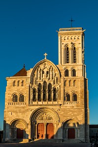 BASILIQUE SAINTE MARIE MADELEINE, VEZELAY, (89) YONNE, BOURGOGNE, FRANCE 