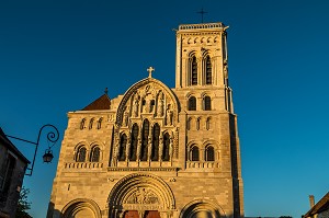 BASILIQUE SAINTE MARIE MADELEINE, VEZELAY, (89) YONNE, BOURGOGNE, FRANCE 