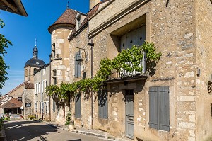 VILLAGE ET COLLINE ETERNELLE DE VEZELAY, (89) YONNE, BOURGOGNE, FRANCE 