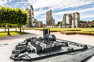 MAQUETTE ET RUINES DE L'ABBAYE SAINT BERTIN, SAINT OMER, (62) PAS-DE-CALAIS, FRANCE 