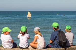 DIGUE ET PLAGE, WIMEREUX, (62) PAS-DE-CALAIS, FRANCE 