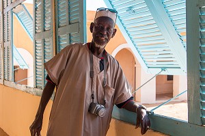 PHOTOGRAPHE OUMAR LY, ANCIEN FORT DU GENERAL FAIDHERBE TRANSFORME EN MUSEE REGIONAL, PODOR, SENEGAL, AFRIQUE DE L'OUEST 