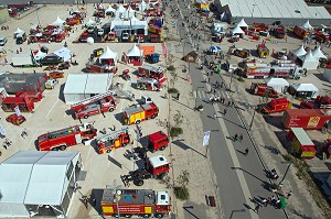 EXPOSITION DE MATERIELS ET CAMIONS, CONGRES NATIONAL DES SAPEURS-POMPIERS DE FRANCE, AVIGNON (84), FRANCE 