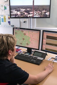 SALLE PC DU SADIF (SYSTEME AUTOMATIQUE DE DETECTION DES INCENDIES DE FORETS) AVEC LA RECEPTION DES IMAGES DES CAMERAS INSTALLEES DANS LES VIGIES, CENTRE DE SECOURS DE HOUEILLES (PARC REGIONAL DES LANDES DE GASGOGNE), (47) LOT-ET-GARONNE, FRANCE 