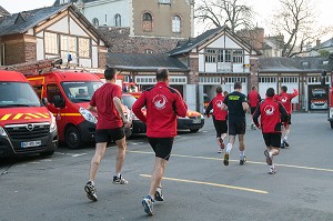 SEANCE DE SPORT DE FOOTING, CENTRE DE SECOURS RENNES-SAINT-GEORGES (35), FRANCE 