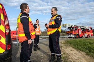 DEPART POUR UNE PERSONNE MENACANT DE SE JETER DU PONT DE LA 4 VOIES, CENTRE DE SECOURS PRINCIPAL DE GRANVILLE (50), FRANCE 
