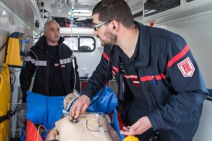 CONCOURS SUR LES 10 ERREURS A EVITER DANS UNE AMBULANCE, CONGRES SECOURS SANTE 2017, JOURNEES SCIENTIFIQUES EUROPEENNES DU SERVICE DE SANTE, SAPEURS-POMPIERS DE FRANCE, VANNES (56), FRANCE 