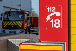 18 ET 112, LES NUMEROS D'URGENCE DES SAPEURS-POMPIERS, CENTRE D'INCENDIE ET DE SECOURS, CIS D'ALENCON (61), FRANCE 