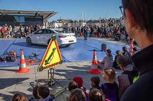 DEMONSTRATION DE SECOURS ROUTIER, CONGRES NATIONAL DES SAPEURS-POMPIERS DE FRANCE, VANNES, MORBIHAN 