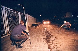 CAPTURE D'UN CHIEN DANGEREUX, ROTHWEILLER PAR L'EQUIPE CYNOTECHNIQUE DE LA BRIGADE DES SAPEURS-POMPIERS DE PARIS 