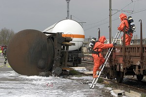 EURATECH 2005, EXERCICE EUROPEEN D'ACCIDENT TECHNOLOGIQUE MAJEUR, TRANSPORT FERROVIAIRE DE PRODUIT TOXIQUES, PORTE LES VALENCES, DROME, (26), RHONE-ALPES, AUVERGNE-RHONE-ALPES, FRANCE 