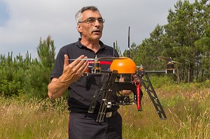 DRONE POUR LA SURVEILLANCE DES FEUX DE FORET 