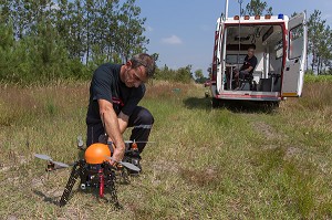 DRONE POUR LA SURVEILLANCE DES FEUX DE FORET 