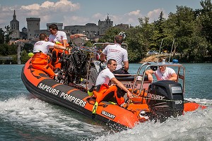 SAPEURS POMPIERS PONGEURS SUR LE RHONE